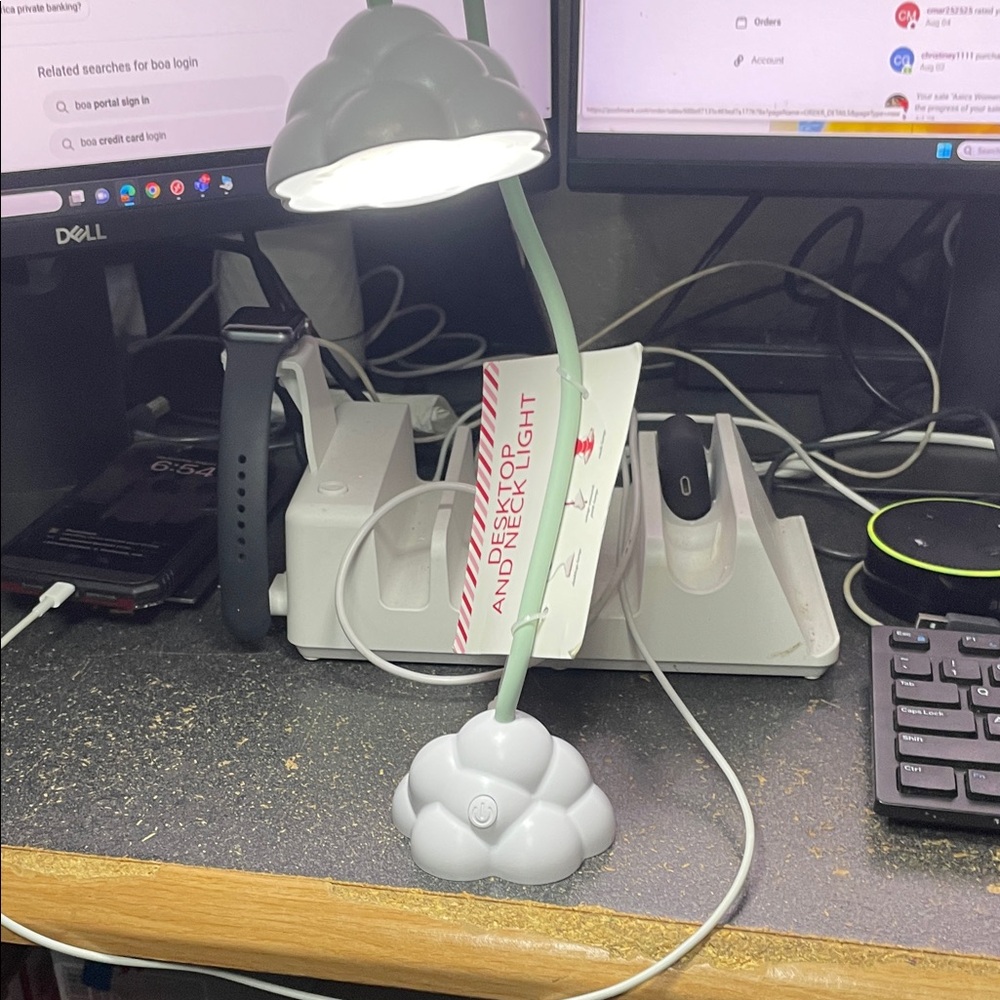 Vivitar Cloud-Shaped White Desk Lamp